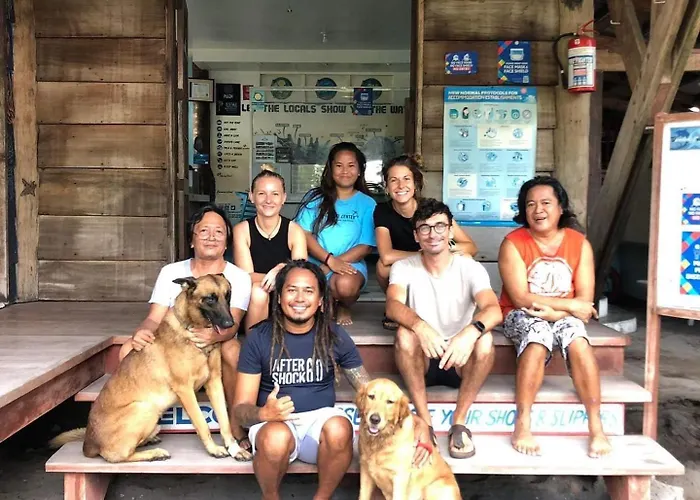 Hostel Threshershack *